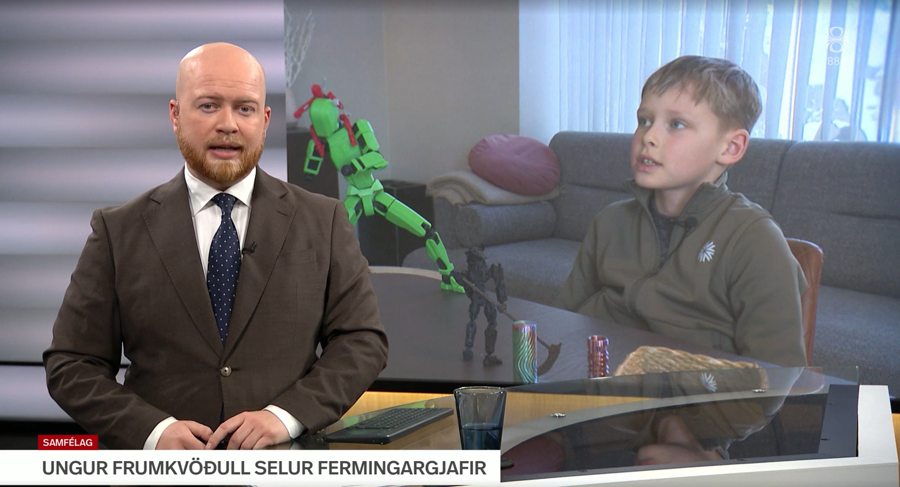 Ungur frumkvöðull selur fermingargjafir