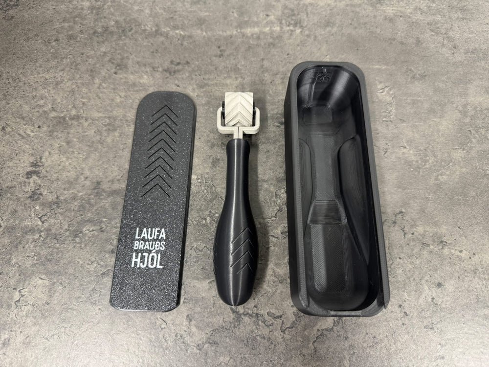 Laufabrauðsjárn úr málmi og plasti